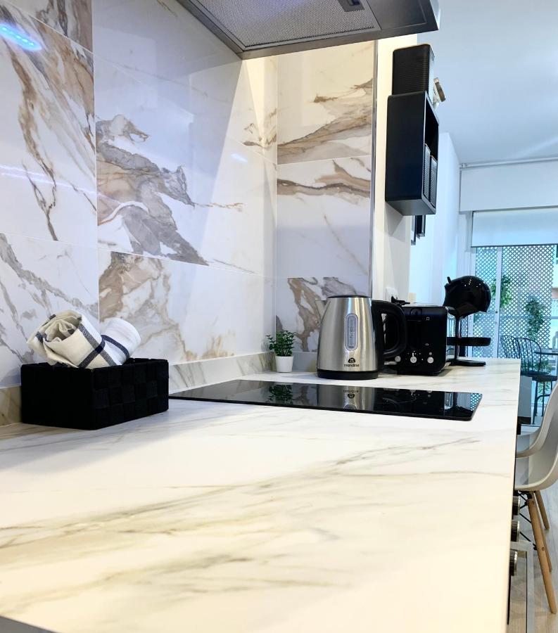 Apartamento Premium Con Piscina - Recepcion 24 Hs Benalmadena Luaran gambar