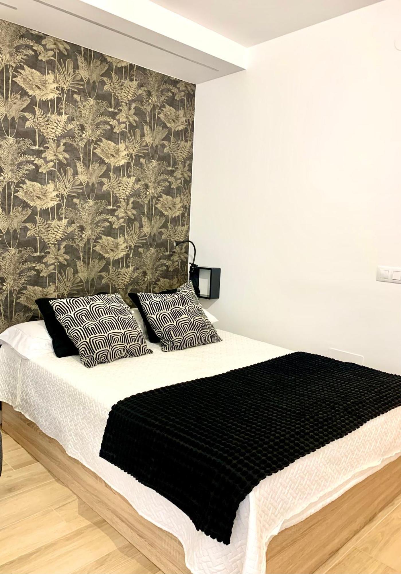 Apartamento Premium Con Piscina - Recepcion 24 Hs Benalmadena Luaran gambar