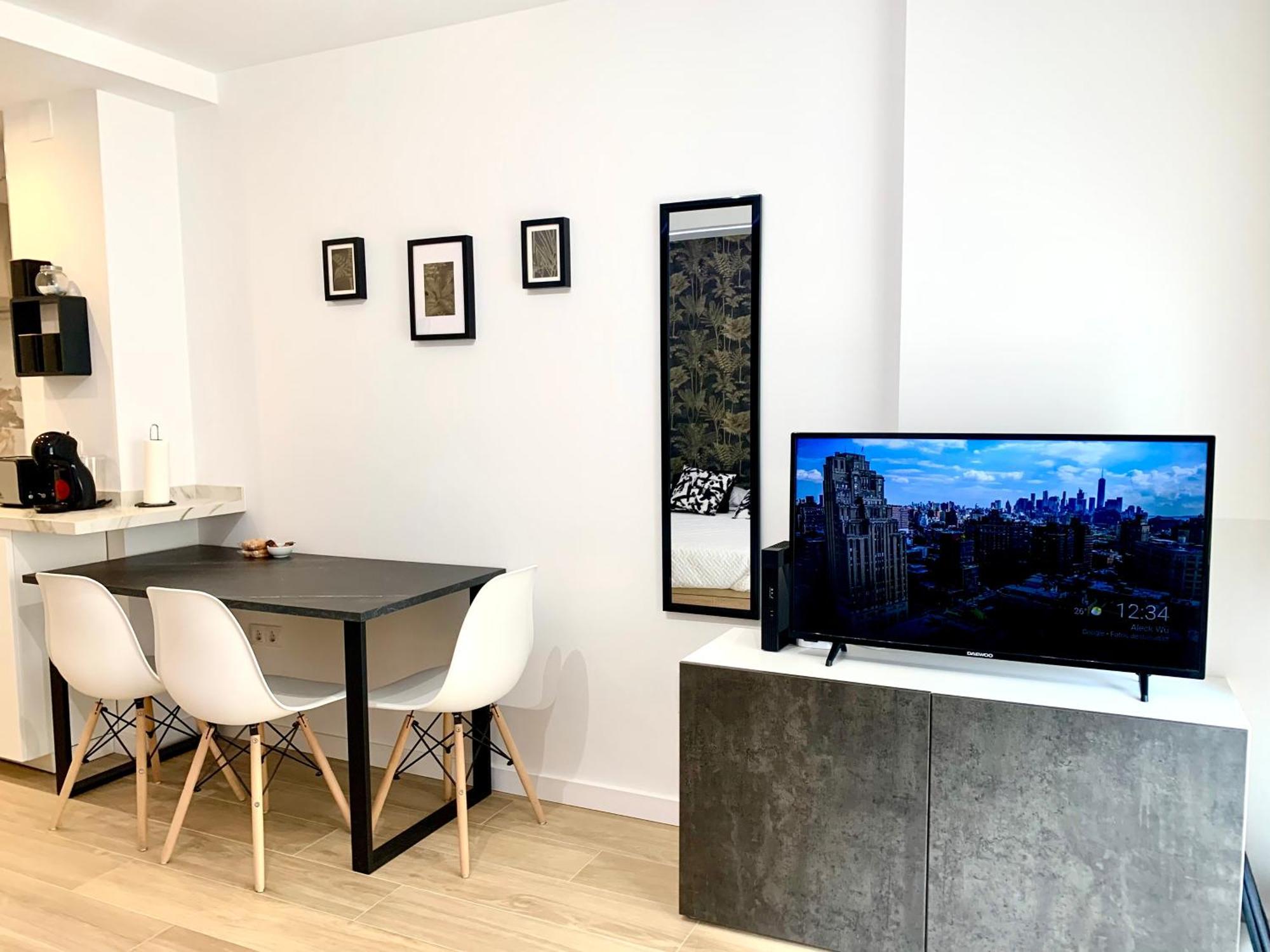Apartamento Premium Con Piscina - Recepcion 24 Hs Benalmadena Luaran gambar